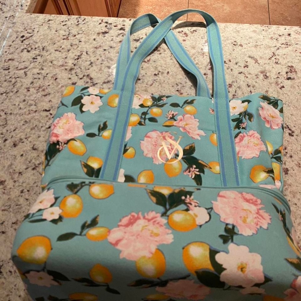 Victoria secret bag lunch